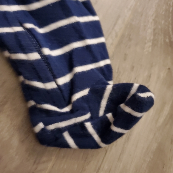 CARTERS Romper & Sleeper Set - Picture 8 of 11